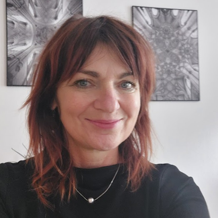 Vávrová